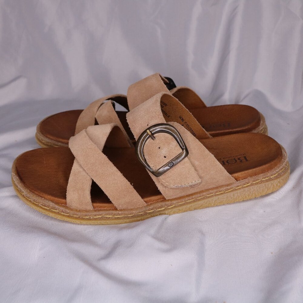Born Tan Suede Criss-Cross Strap Buckle Slide Sandals Size 8 NWOB - Picture 2 of 7